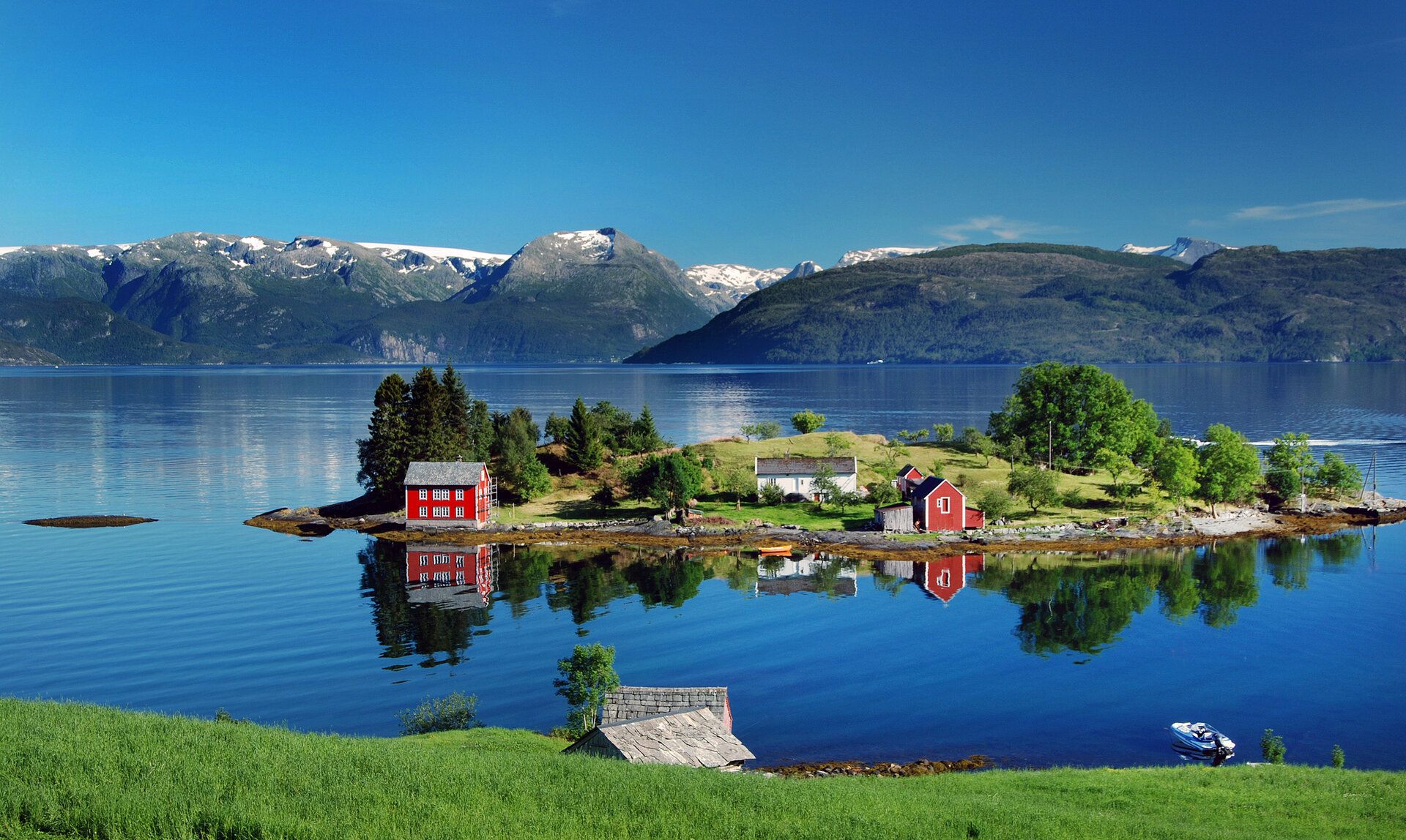 Scenic Hardangerfjord